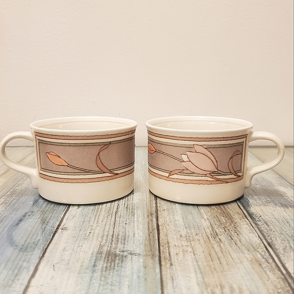 Vintage Mikasa Intaglio CAC02 Meadow Sun Japan mugs - Picture 1 of 2